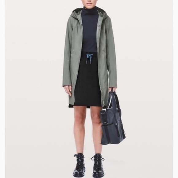 Lululemon On The Fly Skirt *21" - Black - Picture 4 of 12